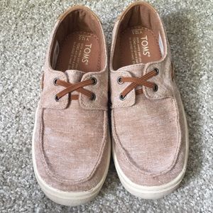 LAST CHANCE! Like new! Boys Canvas Loafers